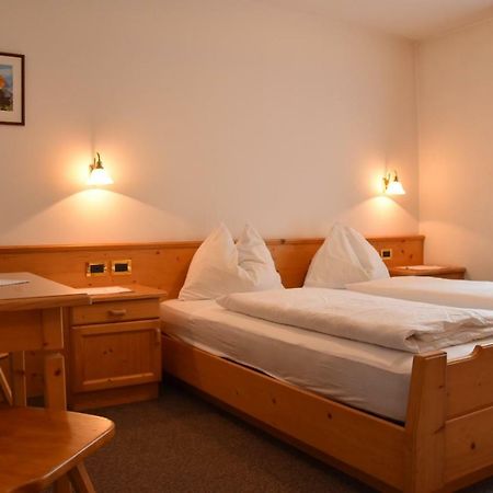 Bed and Breakfast Garni Haus Tyrol Kurfar Exterior foto