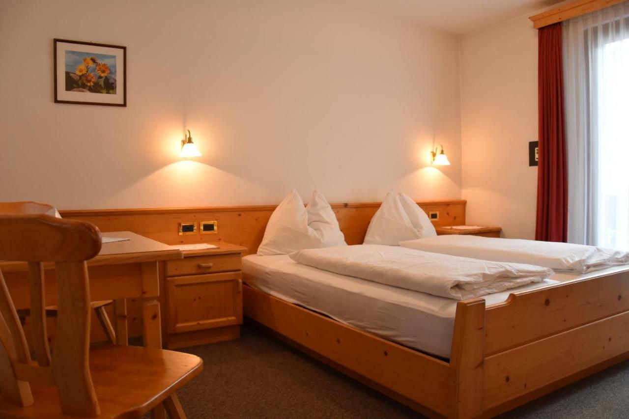 Bed and Breakfast Garni Haus Tyrol Kurfar Exterior foto