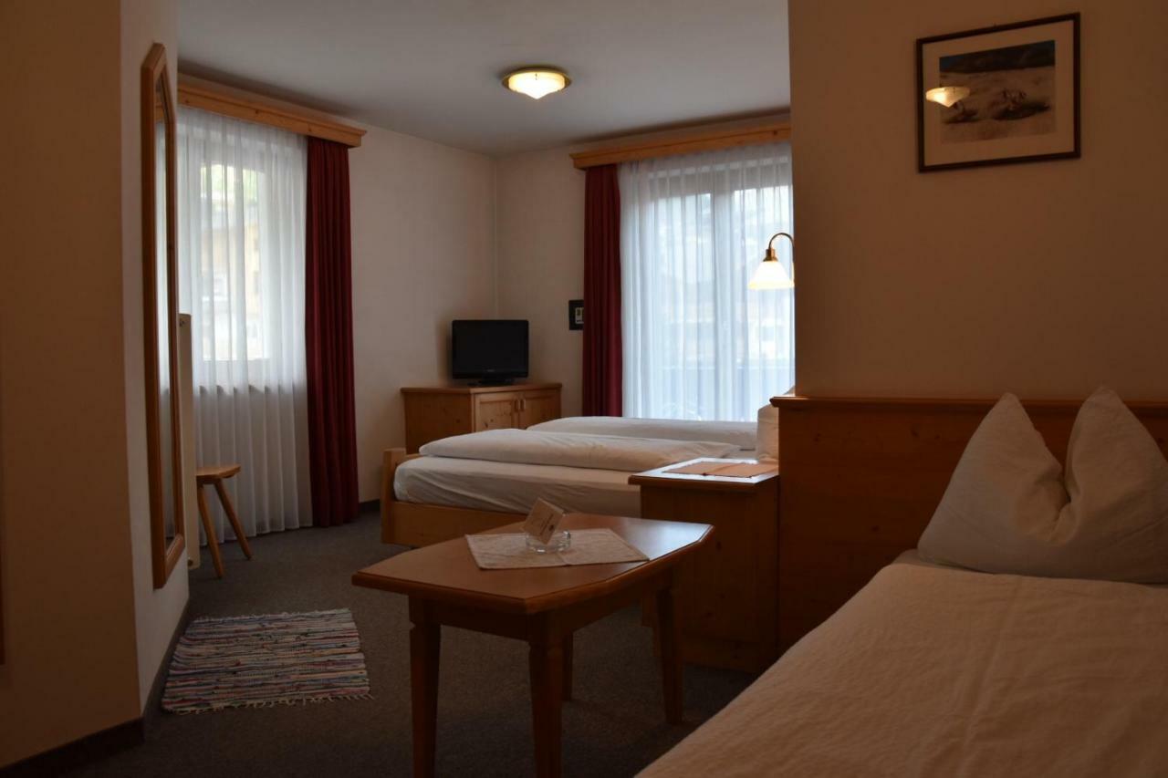 Bed and Breakfast Garni Haus Tyrol Kurfar Exterior foto